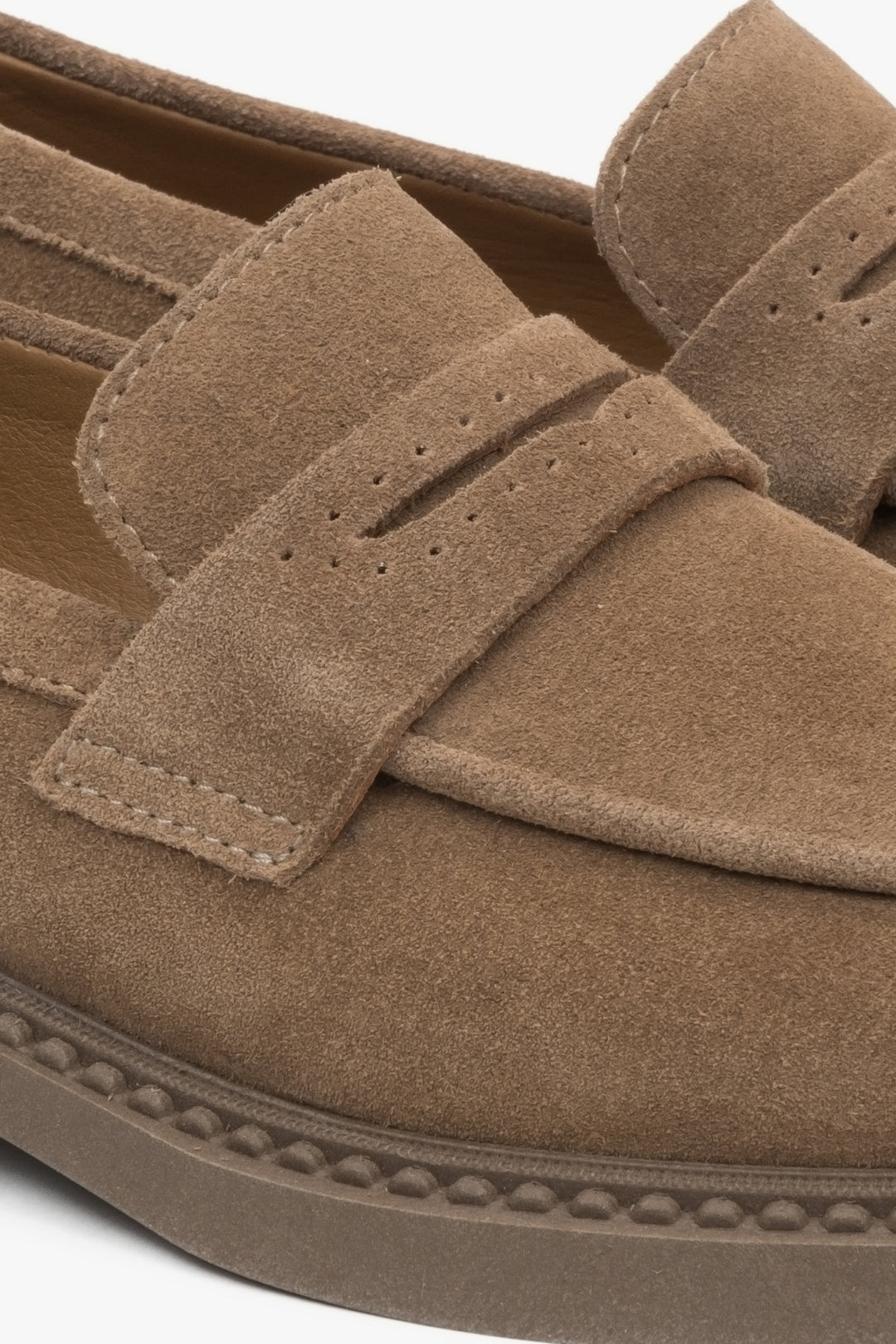 Light brown Penny loafers for women made of Italian natural velour by Estro - details.