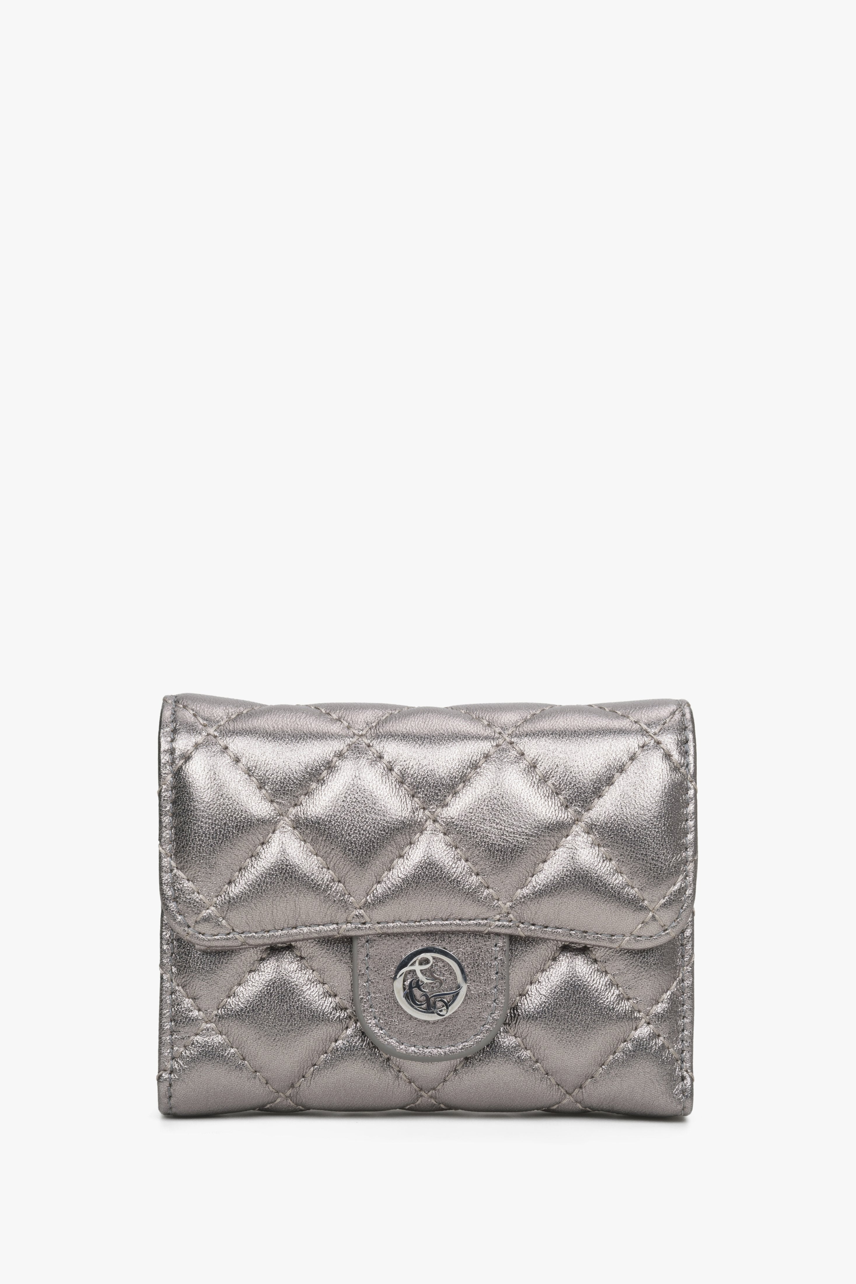 Women's Tri-Fold Small Silver Wallet with Decorative Embossing Estro ER00114476.