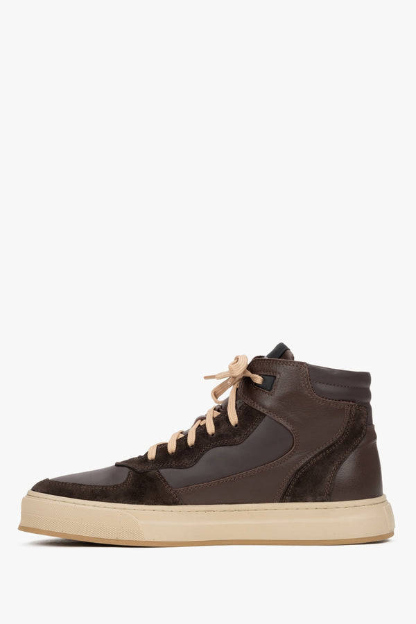 Men's high-top dark brown sneakers made of Italian leather and velour with insulation by Estro – shoe profile.