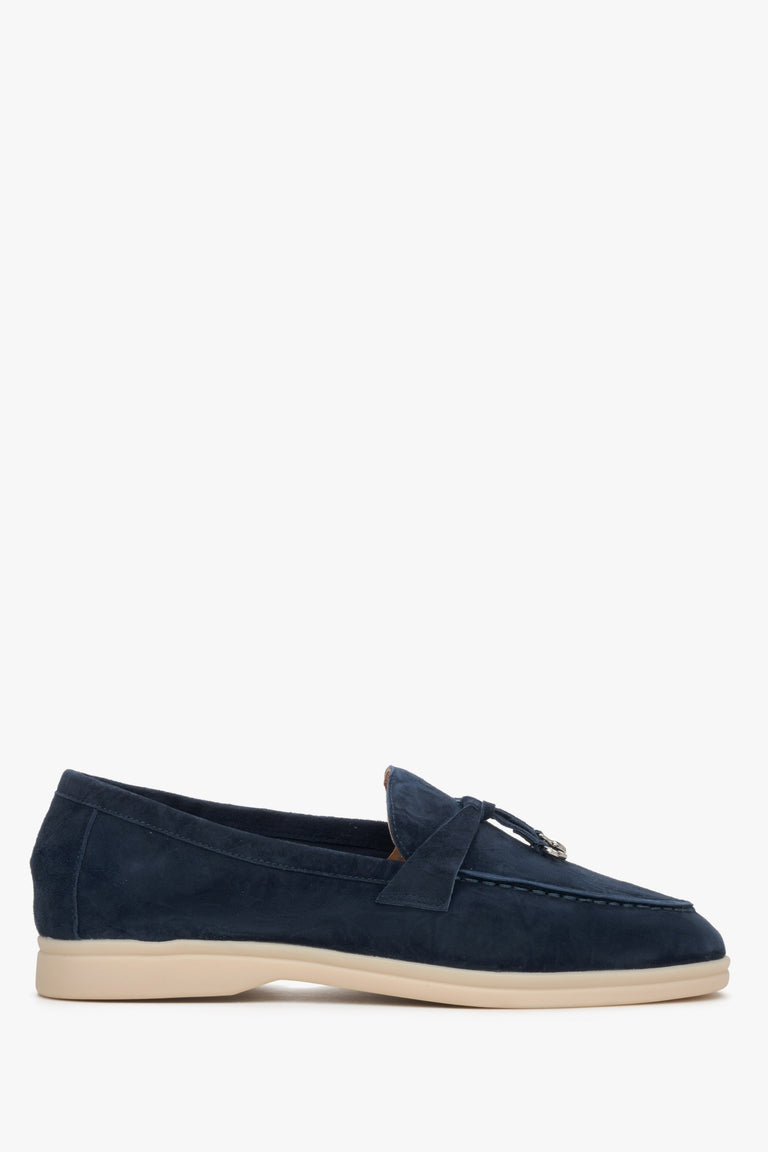 Women's Navy Blue Velour Loafers with a Decorative Tassel Estro ER00115751.