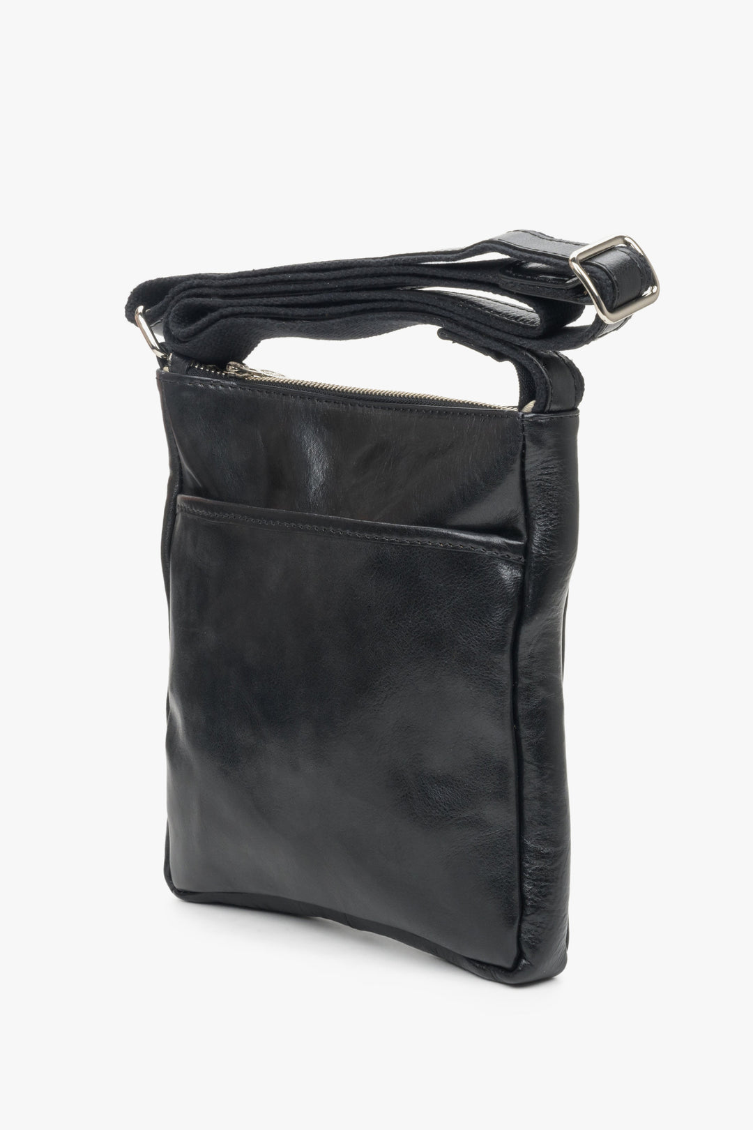 Men's bag made of genuine leather - side view.