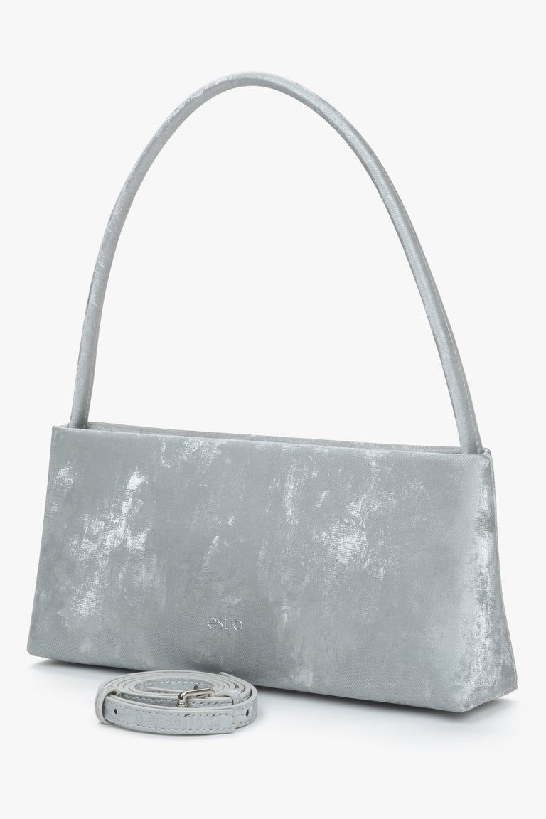 Estro small grey handbag with a marble print.