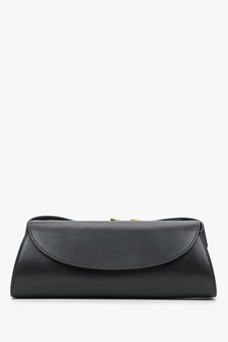 Black elongated handbag made of Estro genuine leather.