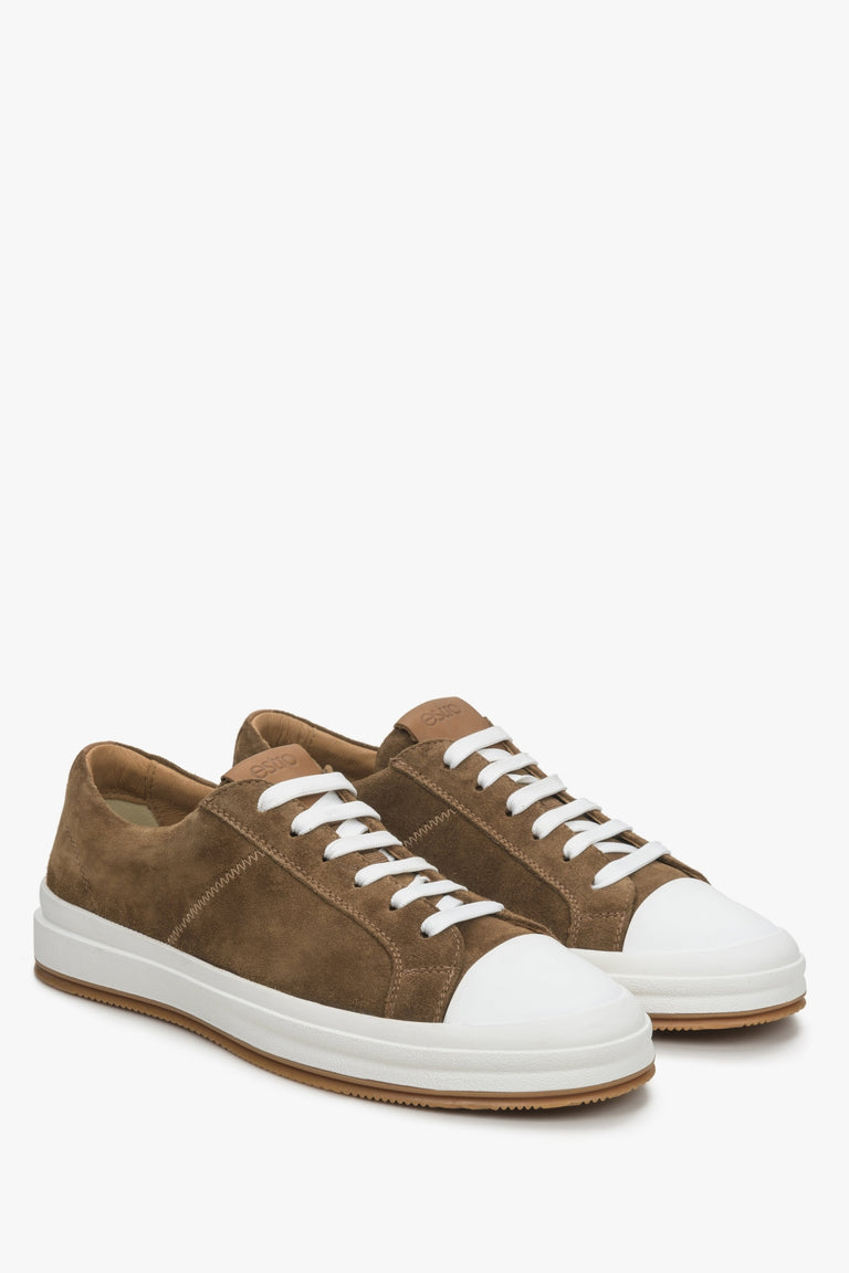 Men's brown velour sneakers by Estro.