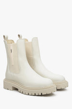 High Estro women's leather boots in light beige.