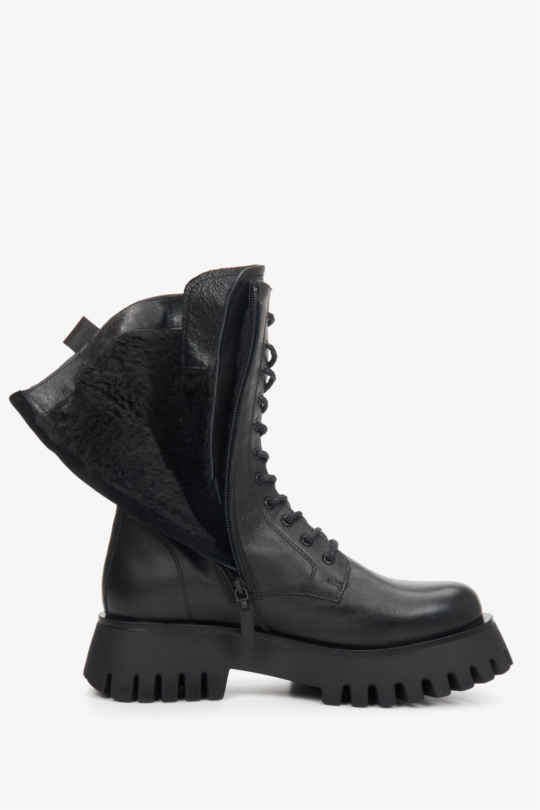 High lace-up boots made of genuine black leather by Estro - close-up on the shoe's lining.