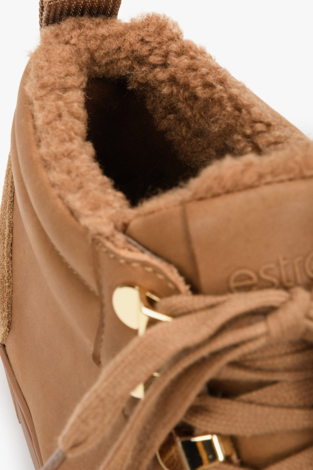 Women's brown nubuck winter sneakers by Estro - close-up on the shoe's lining.