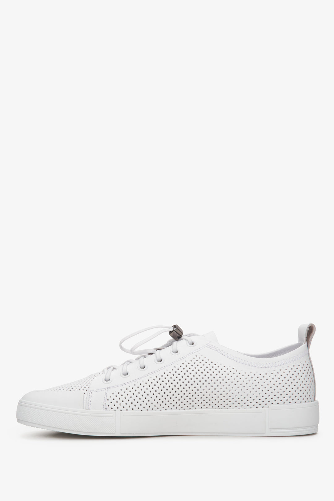 Men's summer sneakers in white, perforated.