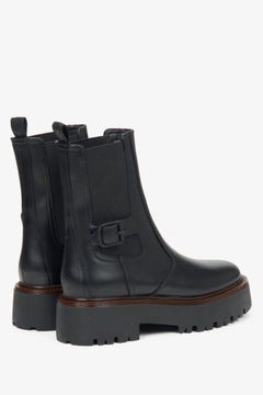 Women's leather platform ankle boots by Estro - close-up of the heel counter.