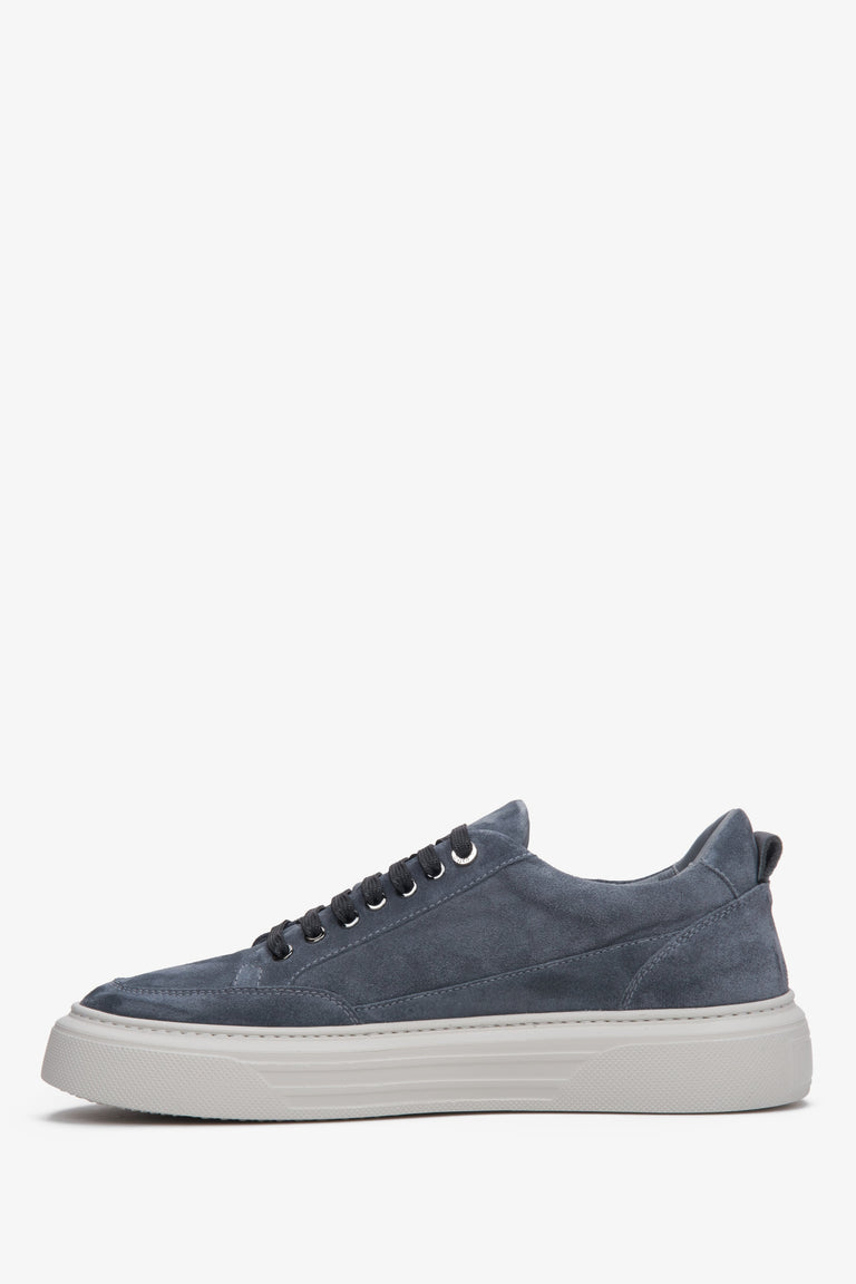 Estro men's lace-up blue sneakers.