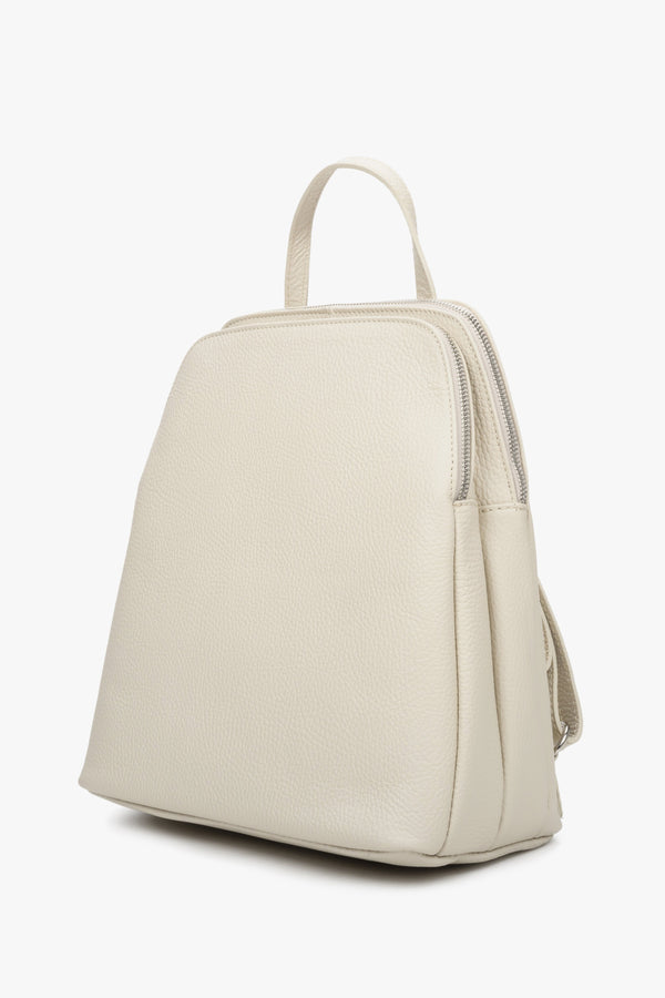 beige genuine leather backpack Light Beige Women's Leather Backpack 🪡 Handmade in Italy ⠂ESTRO Online Store – estro.eu.com