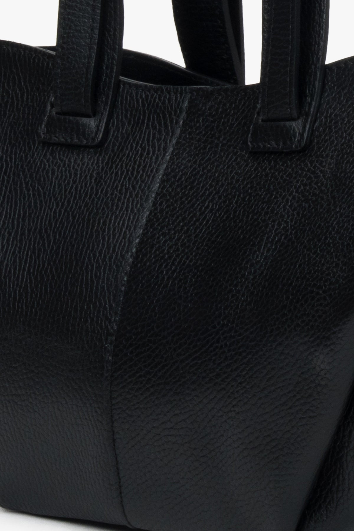 Women's black shopper bag made of premium italian genuine leather – Estro.