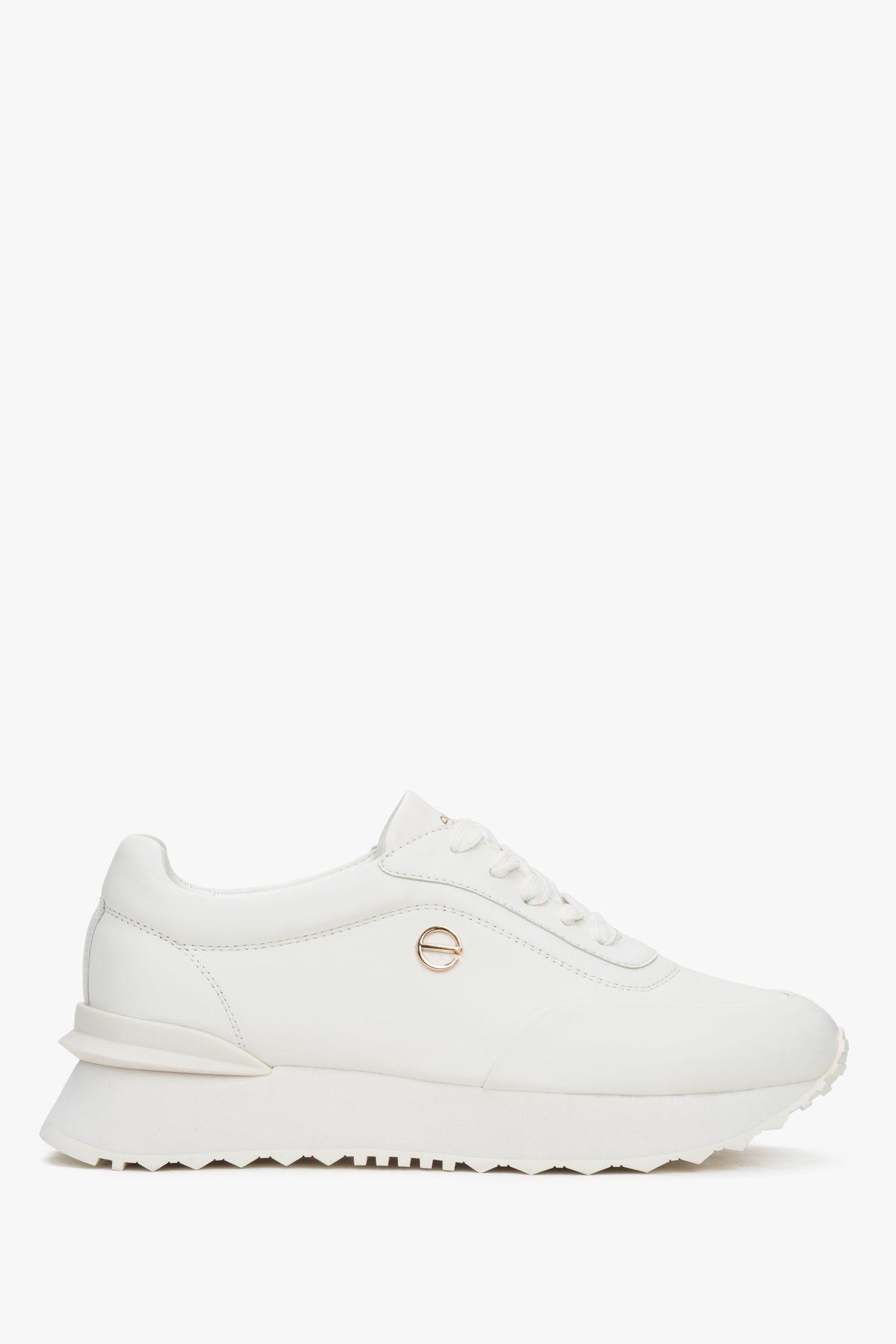 Women's White Leather Sneakers with a Flexible Sole Estro ER00116921.
