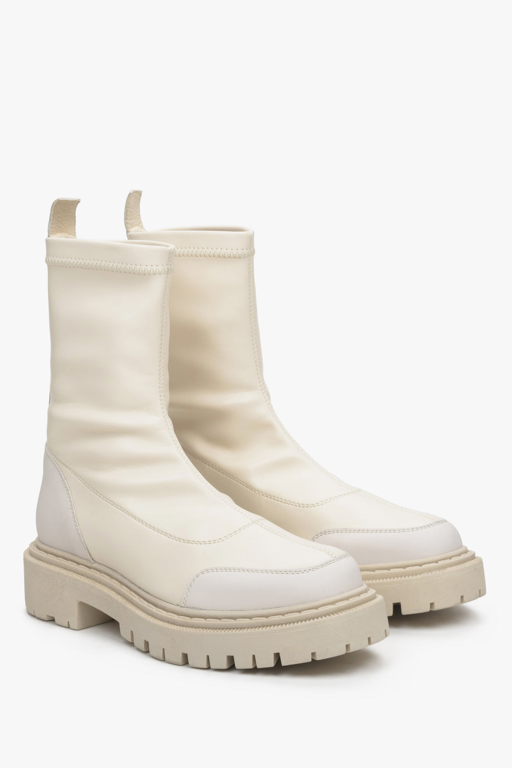 Elegant beige women's ankle boots natural leather by Estro.