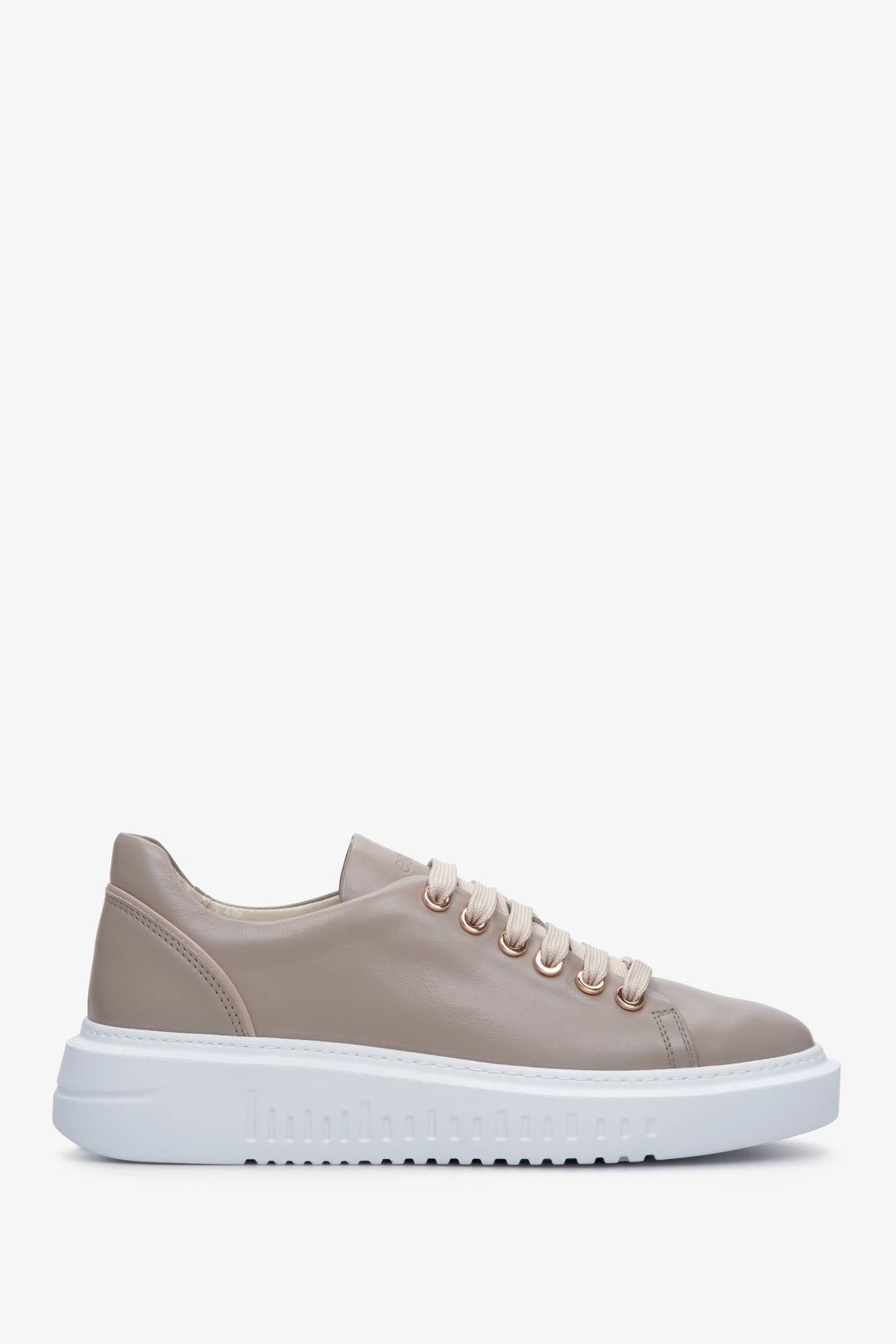 Women's beige sneakers made of genuine leather with laces, Estro ER00111281 - shoe profile.