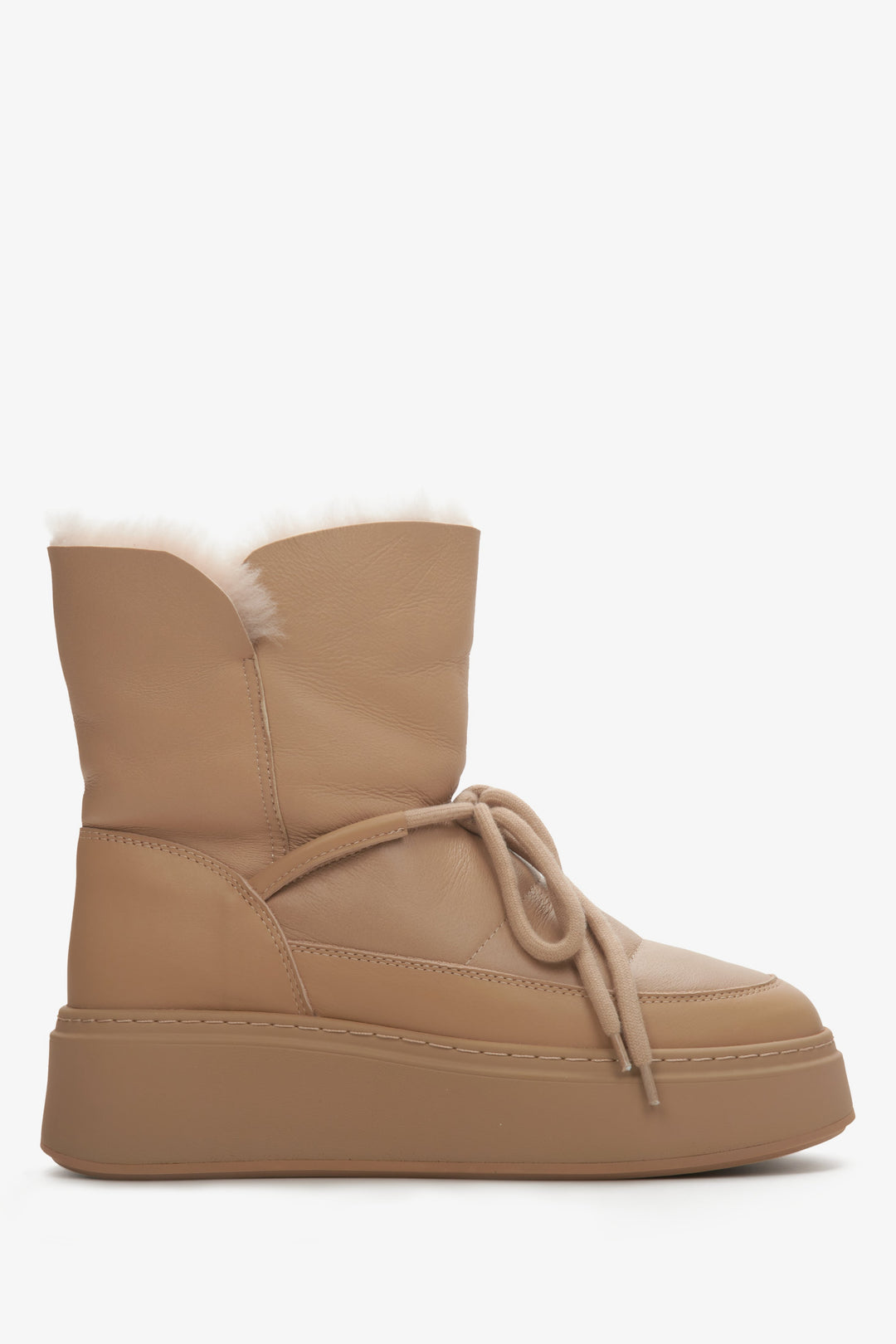 Brown leather snow boots Estro - shoe profile.