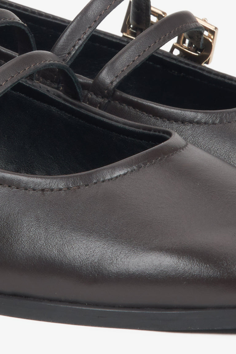 Dark brown women's leather ballet flats - close-up of details.