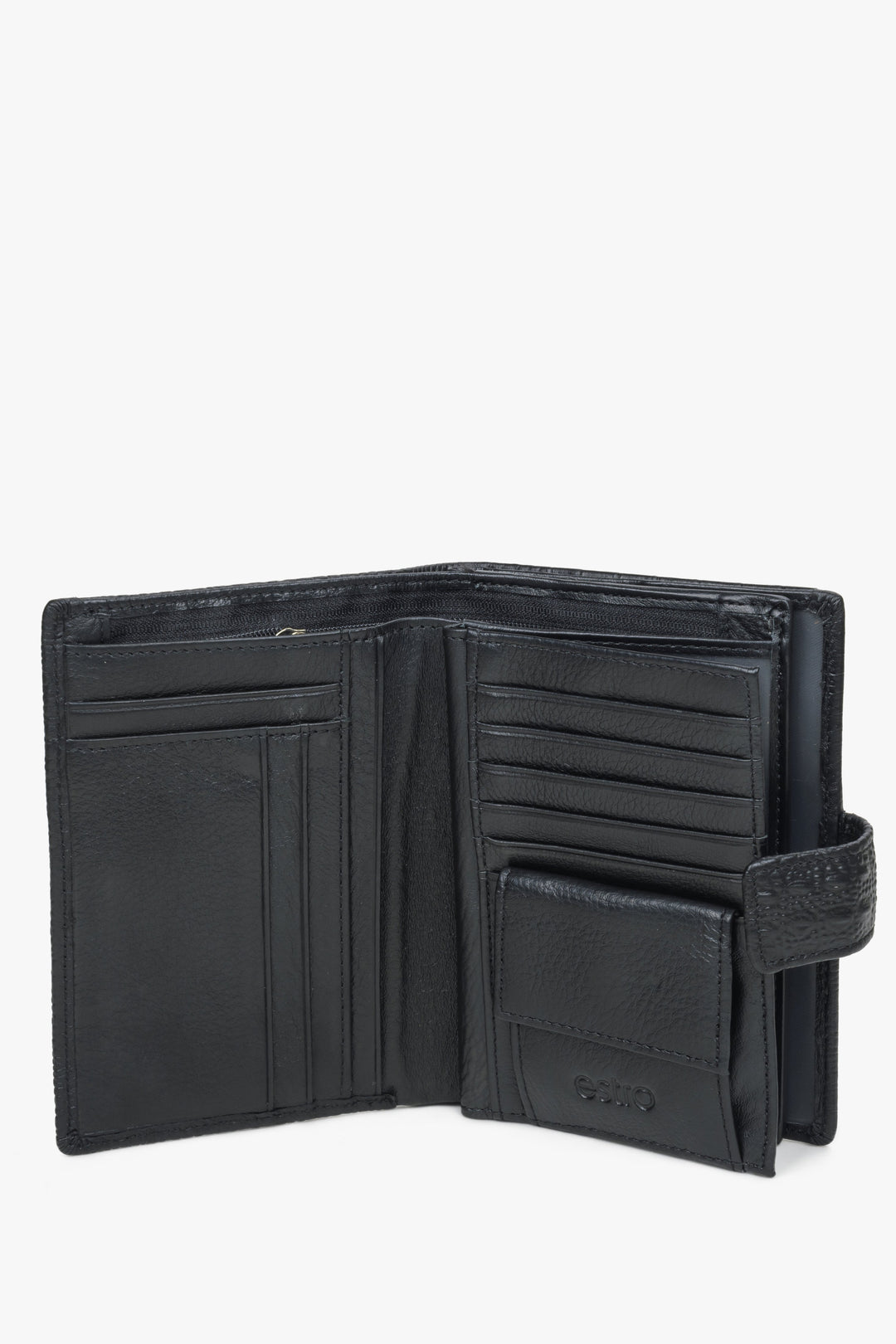 Men's black functional wallet made of genuine leather by Estro - interior of the wallet.