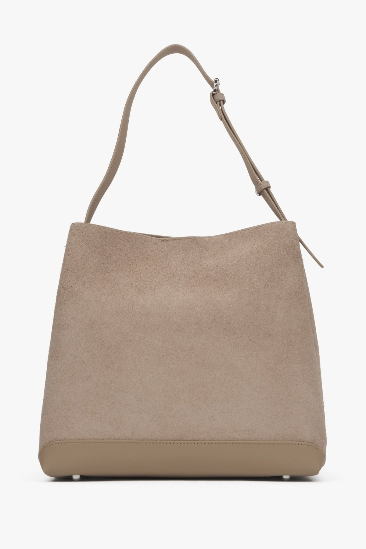 Beige Estro bag made of genuine velour.