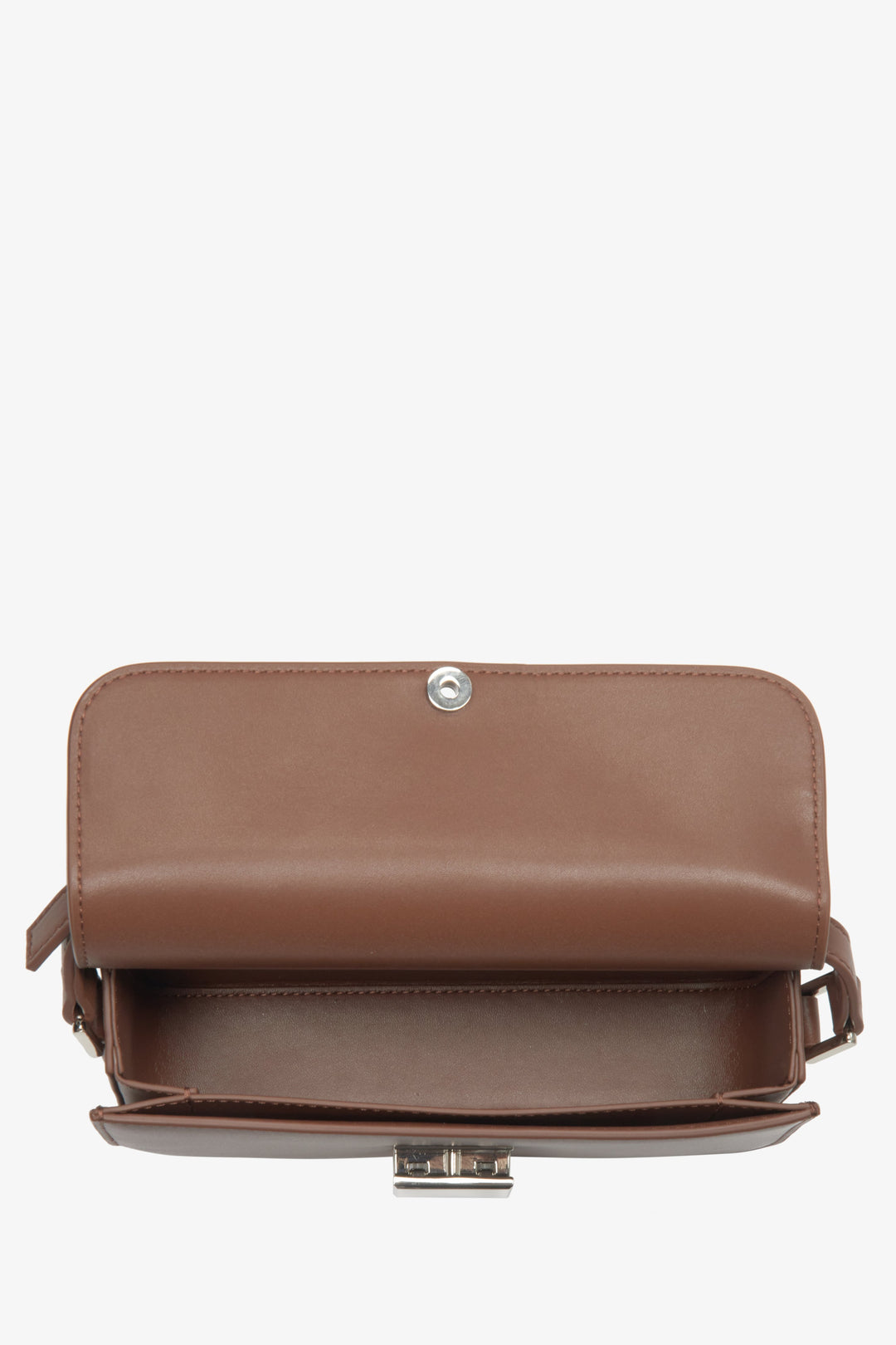 Women's small brown leather handbag Estro - interior of the model.