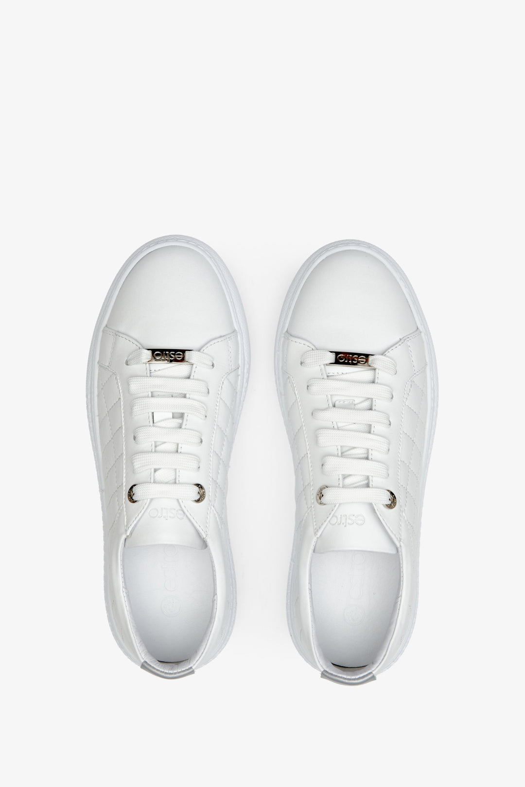 Estro women's white sneakers for spring - top view presentation of the footwear.