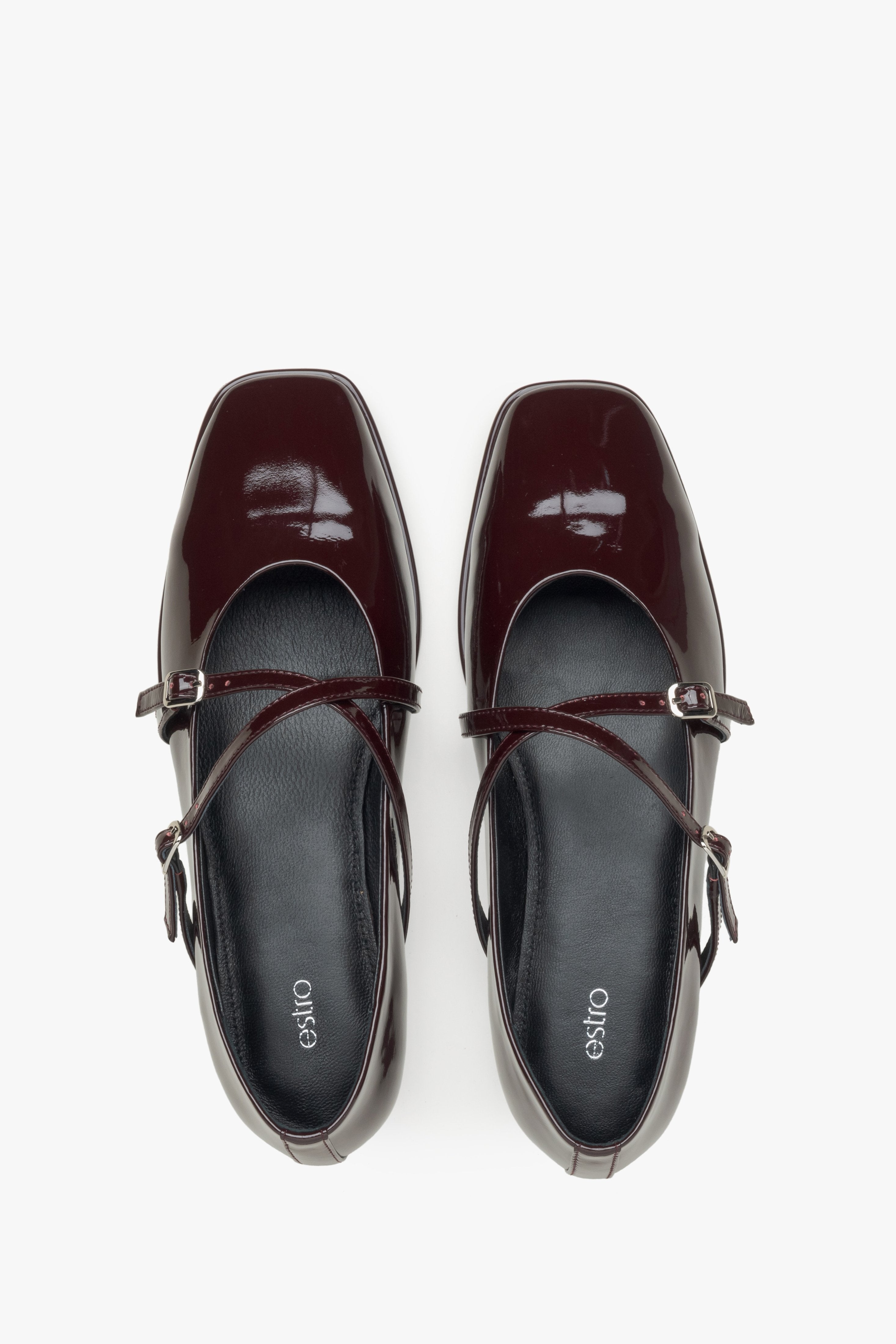 Estro women's burgundy patent leather women's ballet flats - top view.