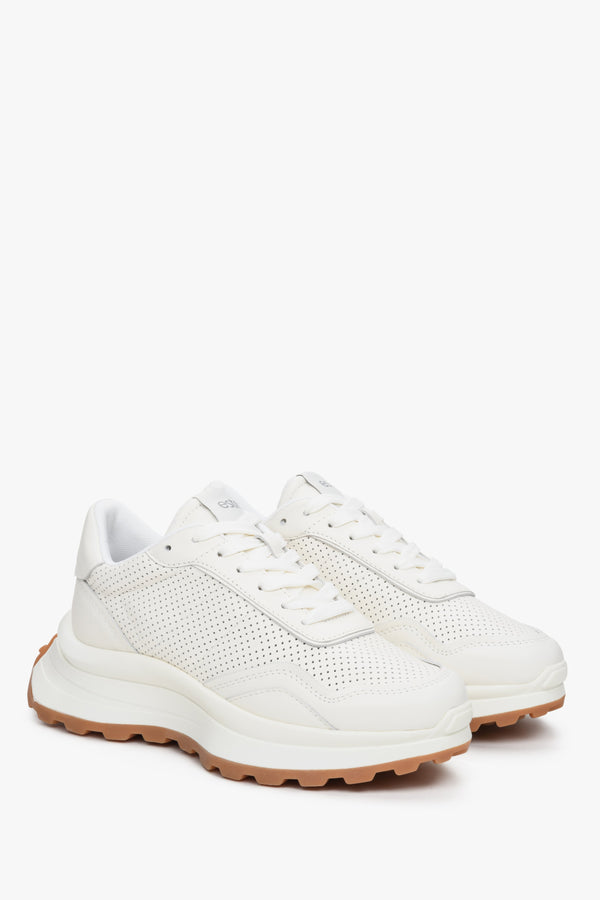 Women's white Estro sneakers made of genuine leather with perforation.