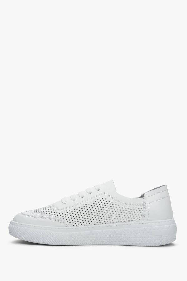 Women's summer sneakers made of genuine leather with perforation by the Estro brand, in white - shoe profile.