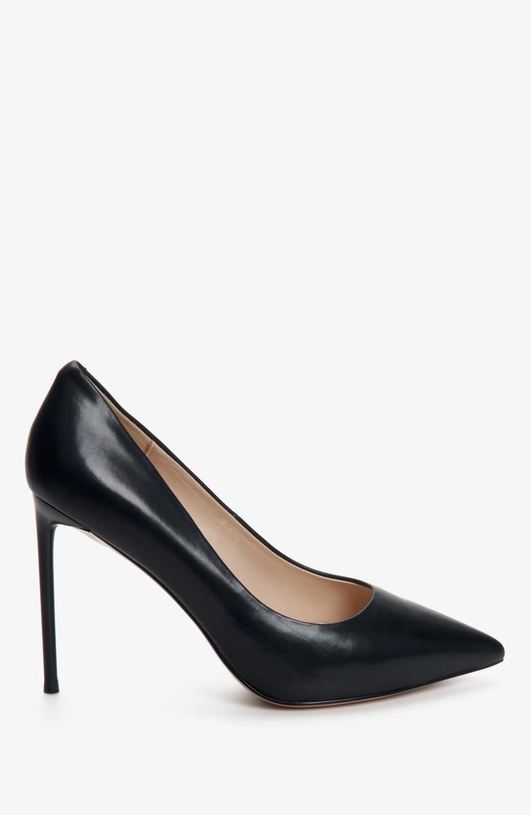 Women's black high-heeled stilettos made of genuine leather by Estro - shoe profile.