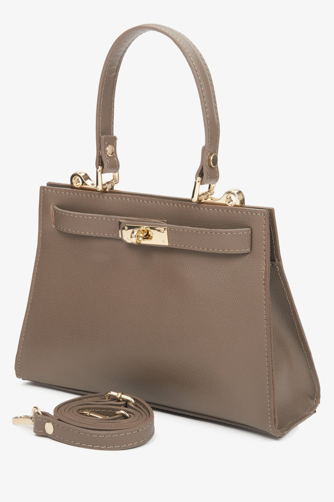 Italian satchel-style handbag made of high-quality genuine leather in brown by Estro.