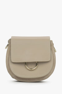 Italian Leather Small Beige Crossbody Bag Estro ER00115027.