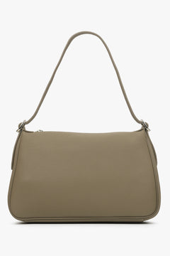 Estro women's handbag in beige-grey colour.