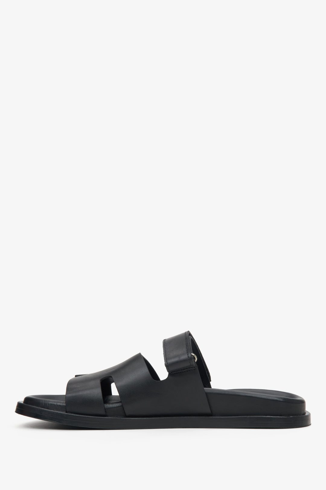 Women's black slide sandals Estro - shoe profile.