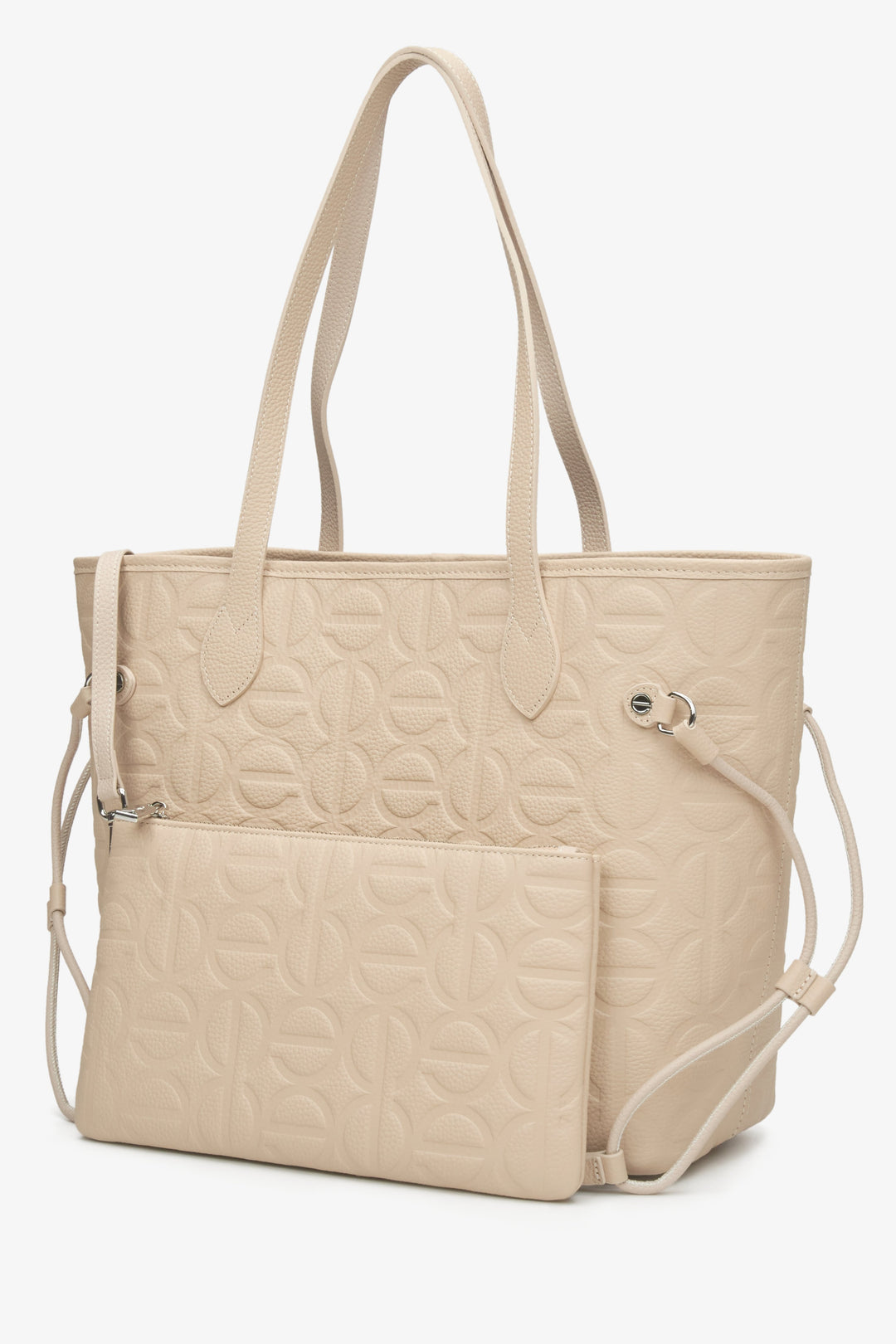 Women's beige Estro shopper bag.