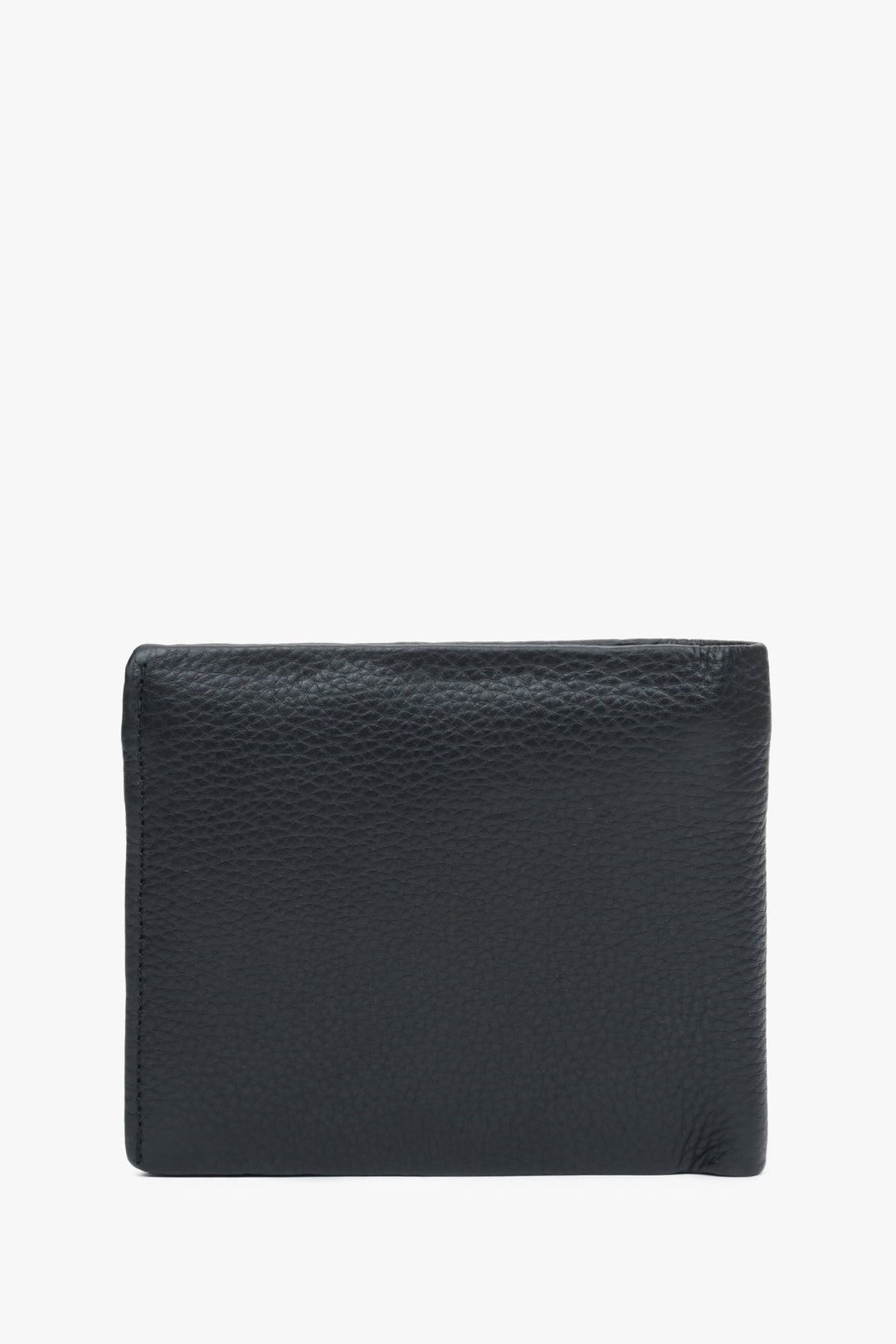 Stylish men's wallet Estro made of black genuine leather, with a subtle brand logo - back of the model.