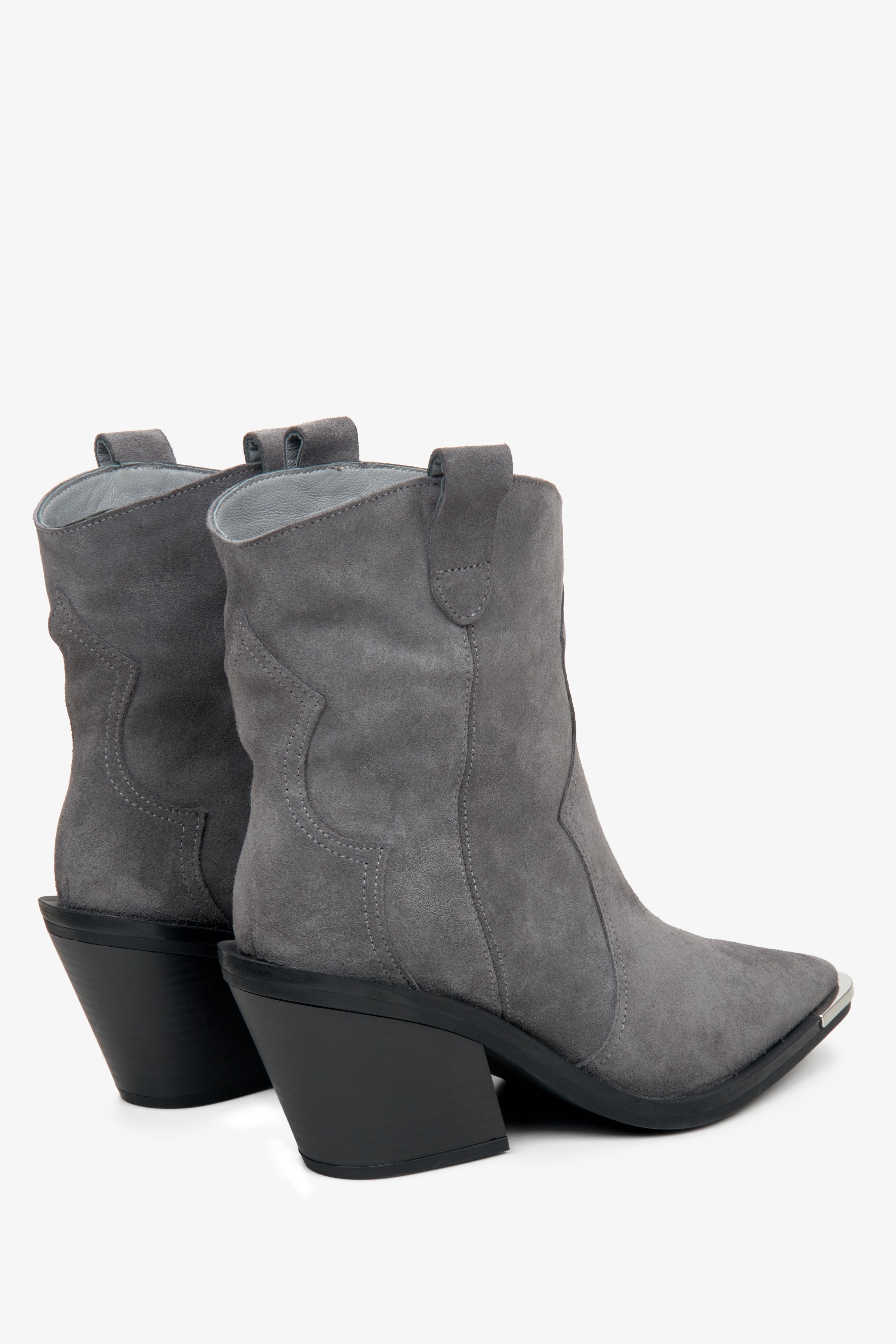 Women's grey cowboy boots Estro.