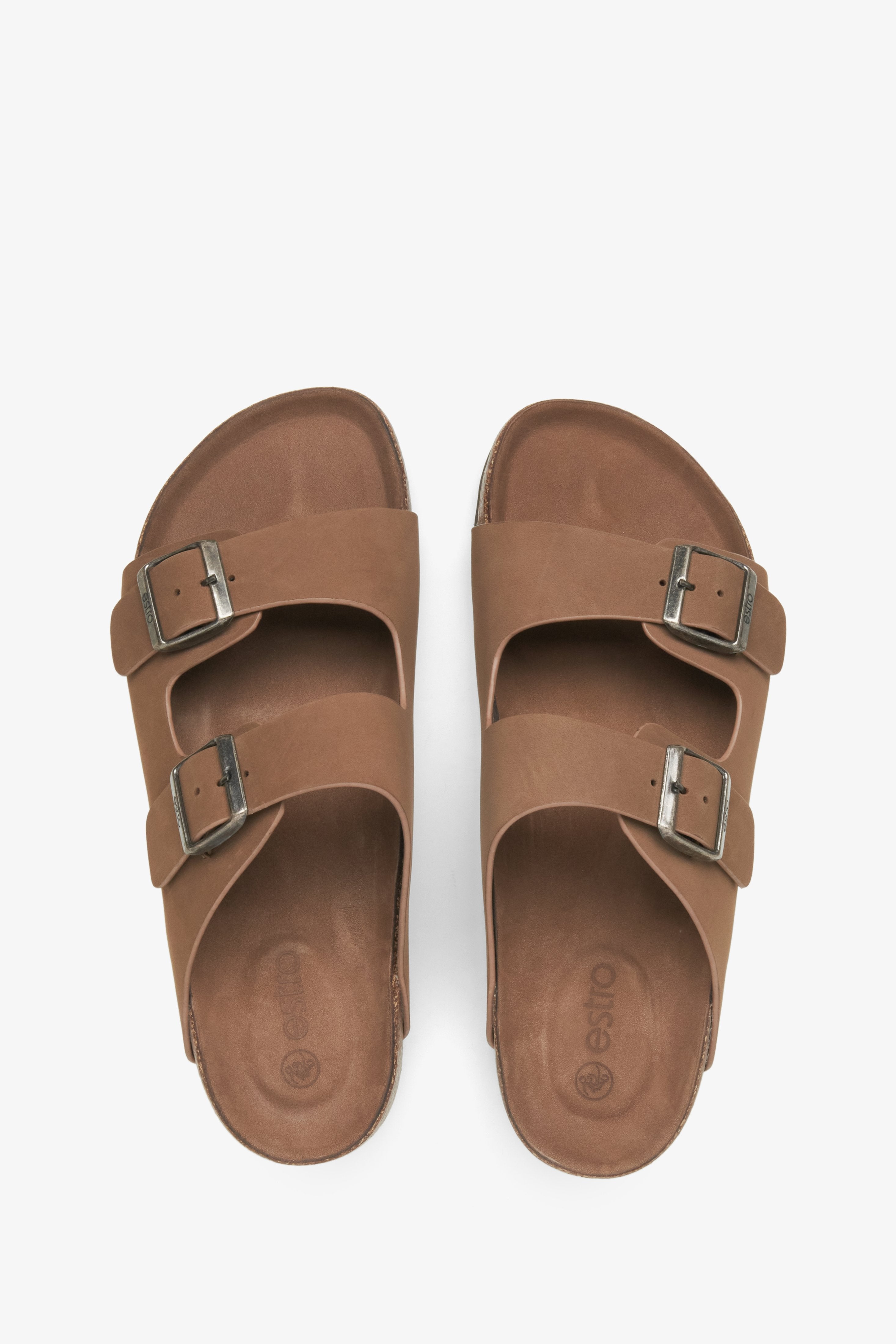 Estro men's brown sandals with thick straps - top view presentation.