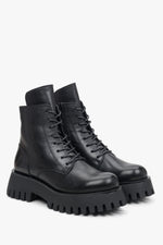 Leather women's black boots for Fall by Estro.