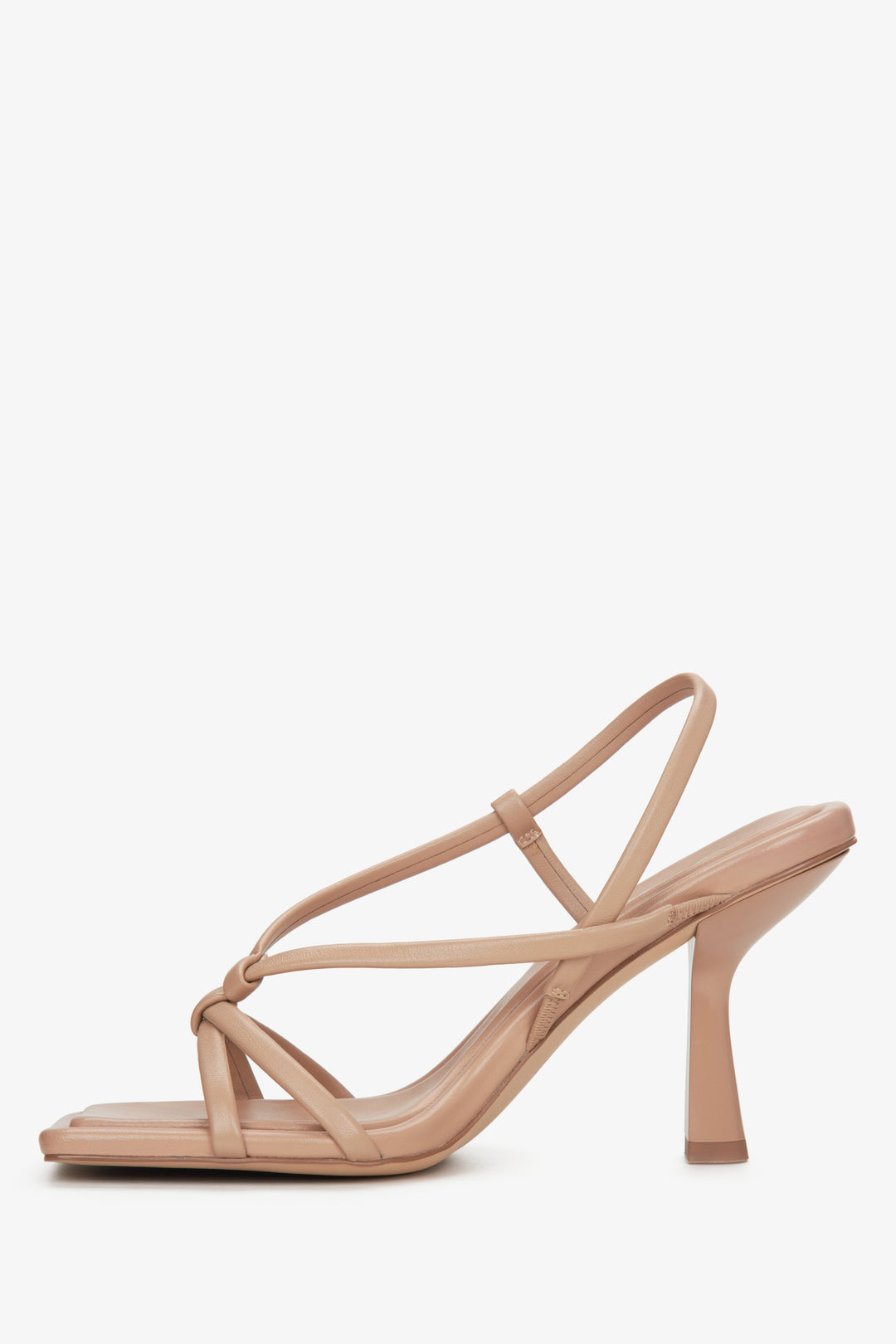 Women's beige leather heeled sandals Estro - shoe profile.