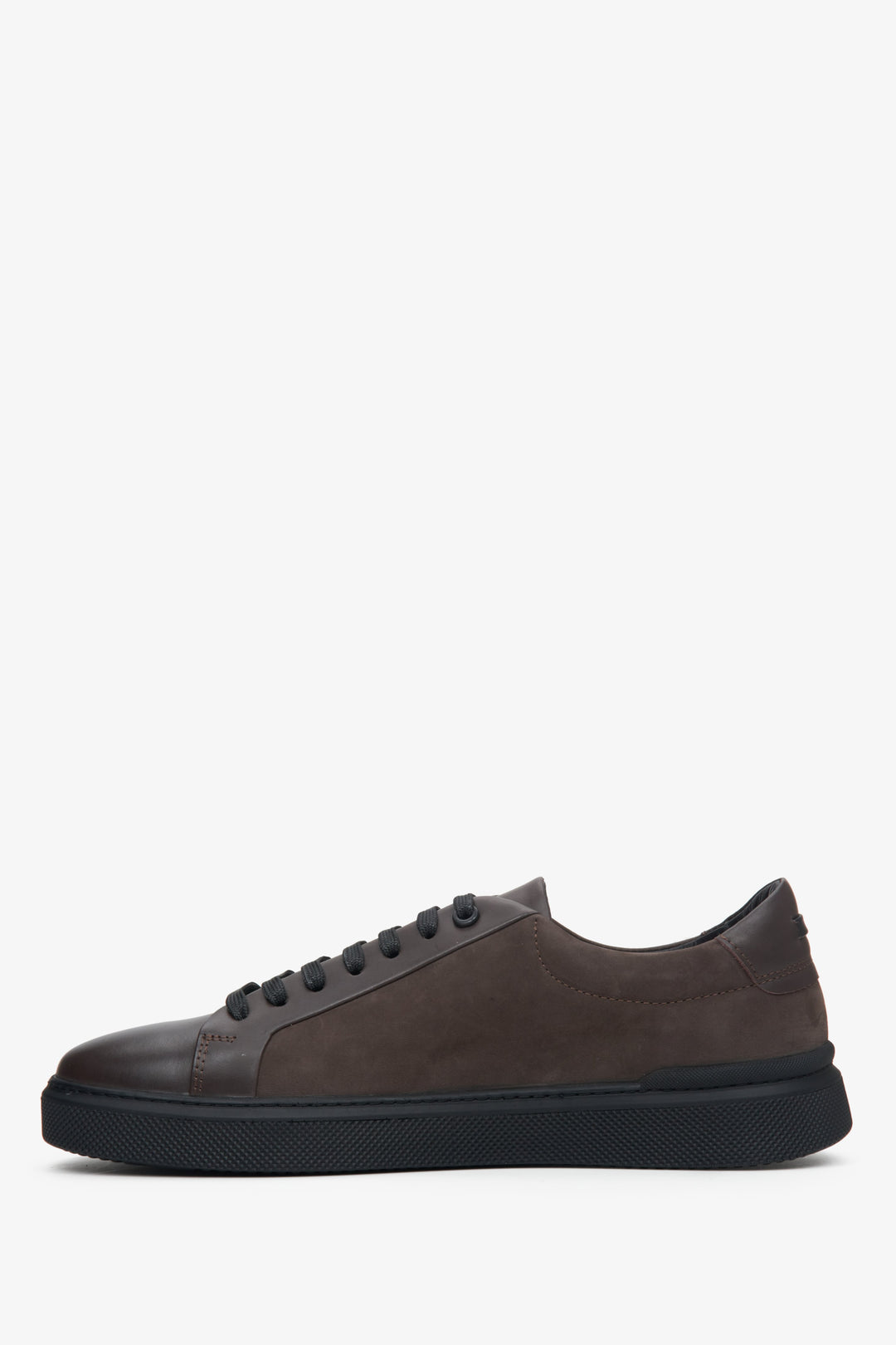 Brown velvet and leather men's sneakers by Estro - shoe profile.