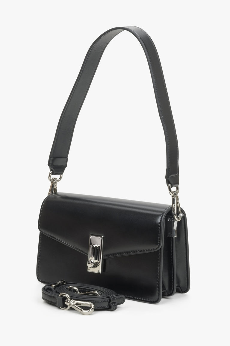 Women's black leather shoulder bag by Estro.