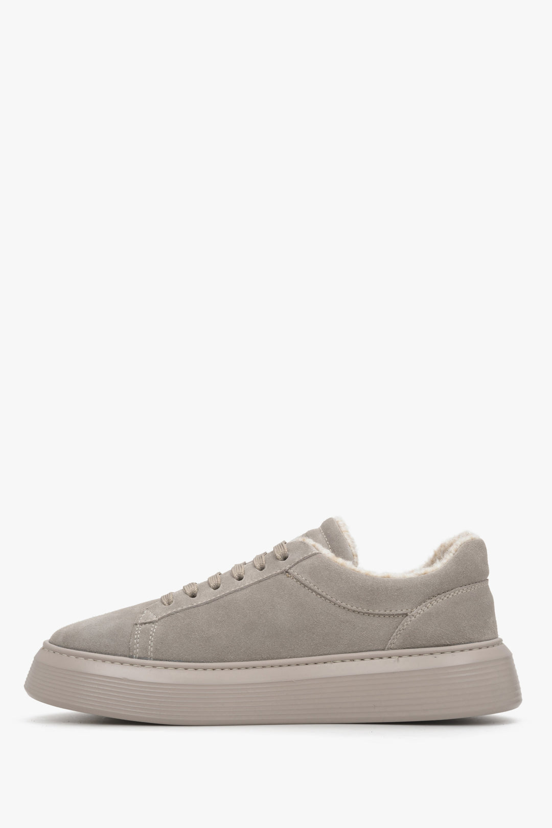Grey genuine suede low-top sneakers Estro - shoe profile.