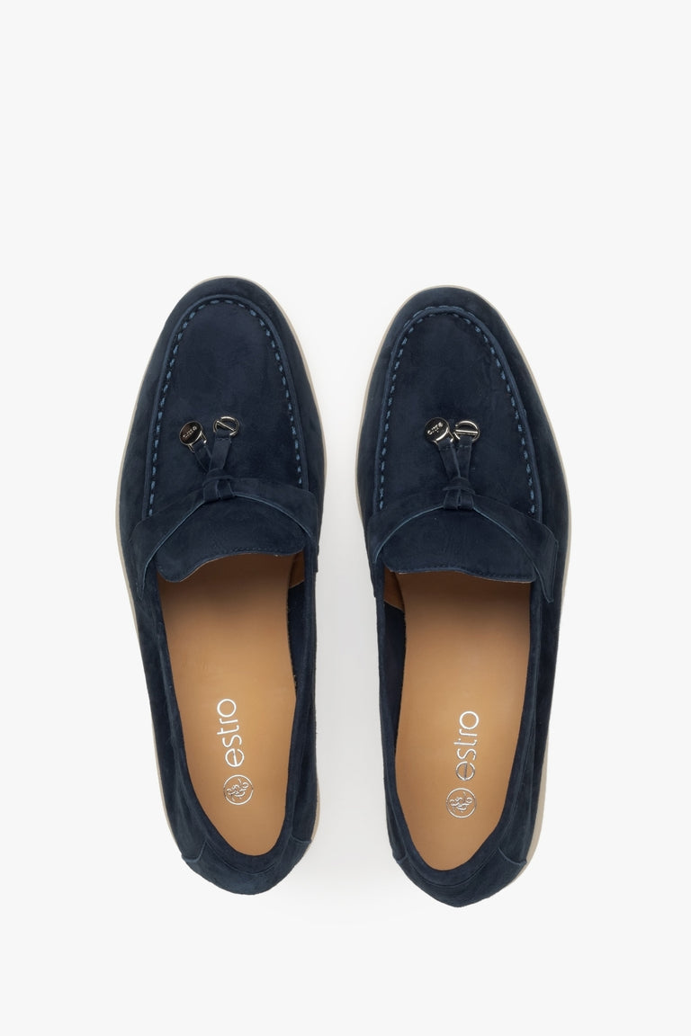 Estro navy blue velvet loafers - view from above.