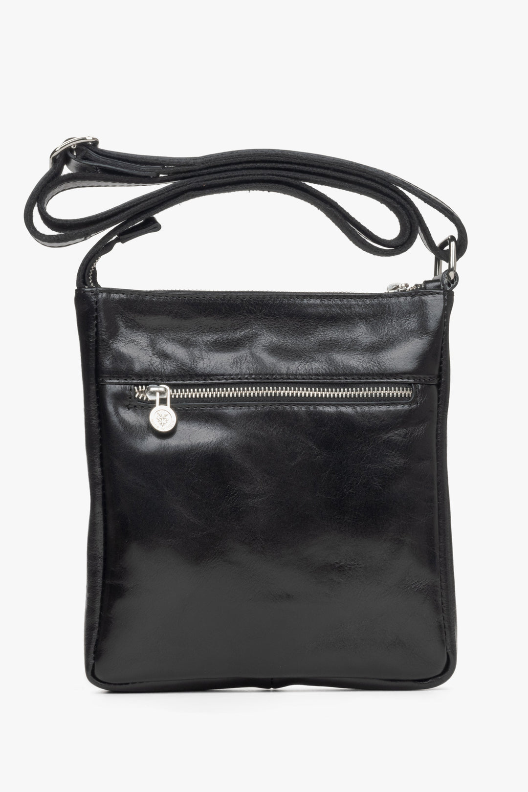 Stylish small black men's shoulder bag, made of premium Italian natural leather, from Estro.