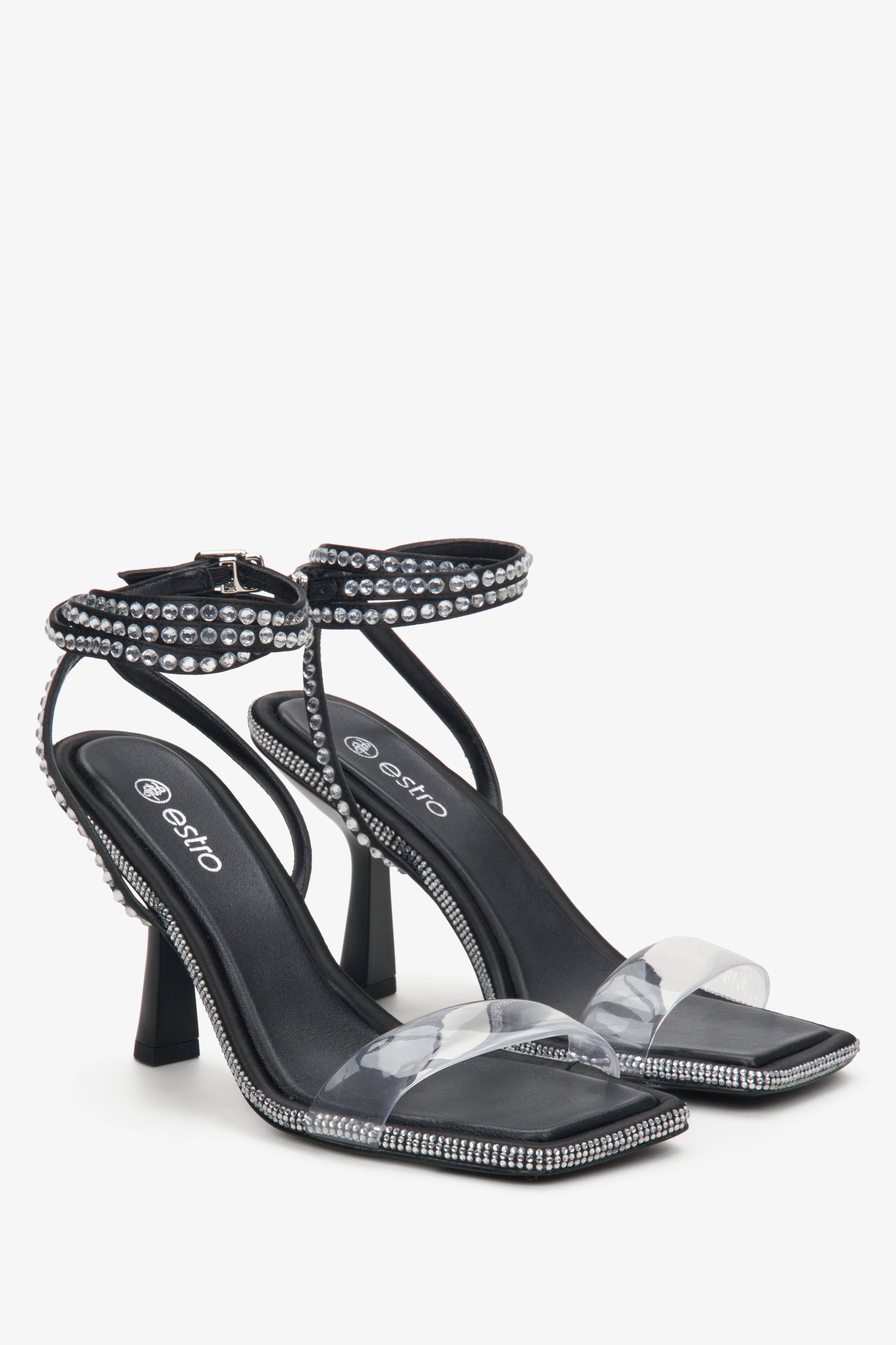 Women's black heeled sandals Estro.