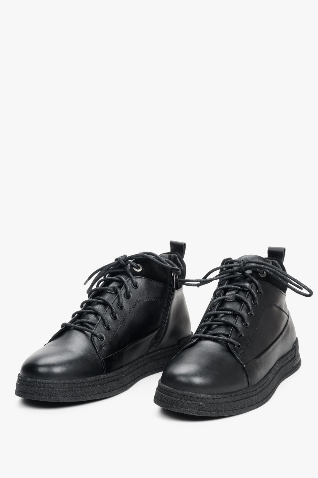 Winter high-top men's sneakers in black made of genuine leather by Estro.