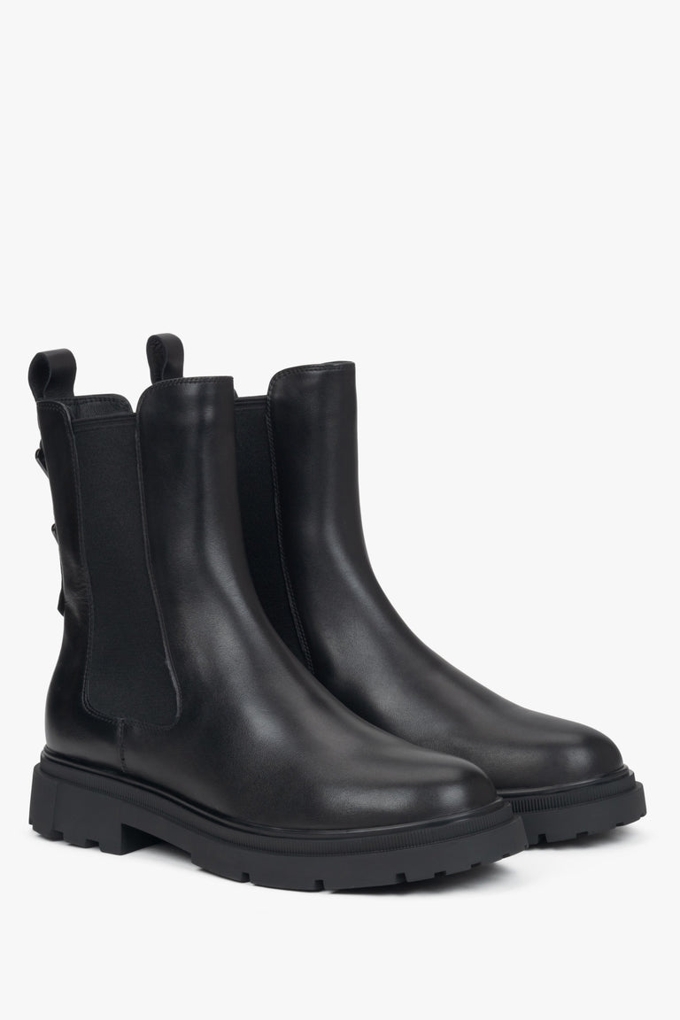 Black leather women's chelsea boots made of natural leather.