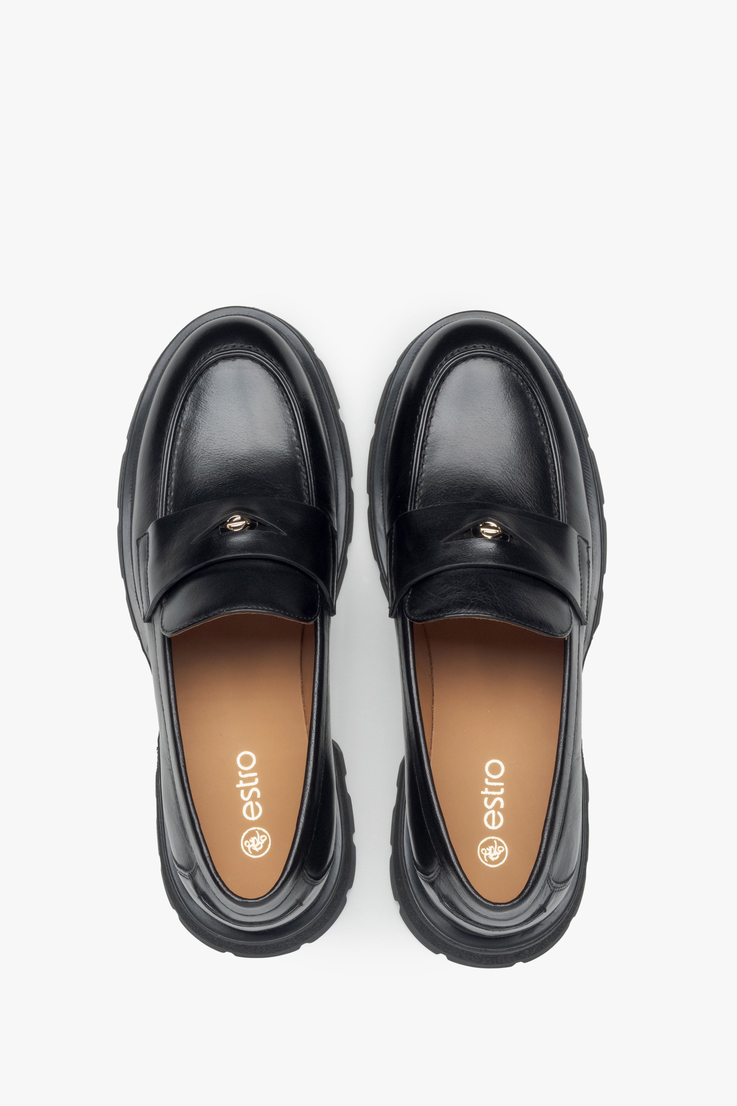 Black leather loafers Estro - top view.