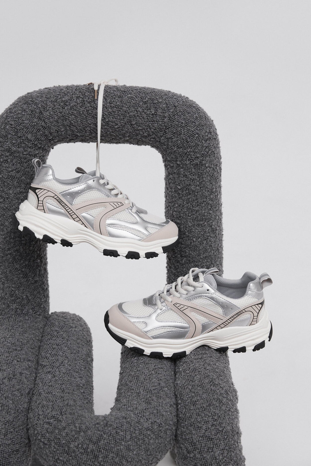 Women's Milky & Silver Sneakers made of Mixed Materials with a Flexible Sole ES8 ER00114671