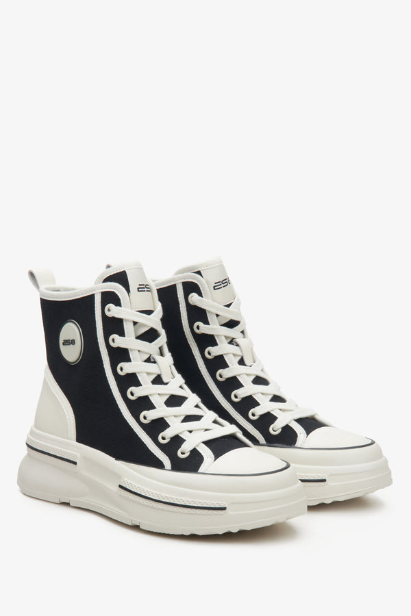 Women's black high-top sneakers by Estro.